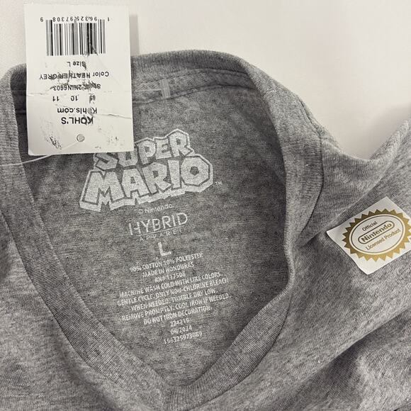 Super Mario Gray graphic T-Shirt, size large NWT. womens /men's tops - Picture 3 of 8